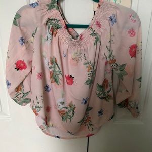 Off the shoulder express blouse